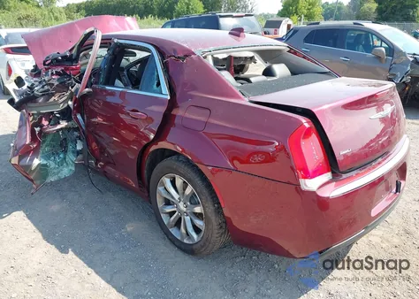 2017 Chrysler 300 Limited Awd из США, поврежденный, VIN 2C3CCARG8HH610282